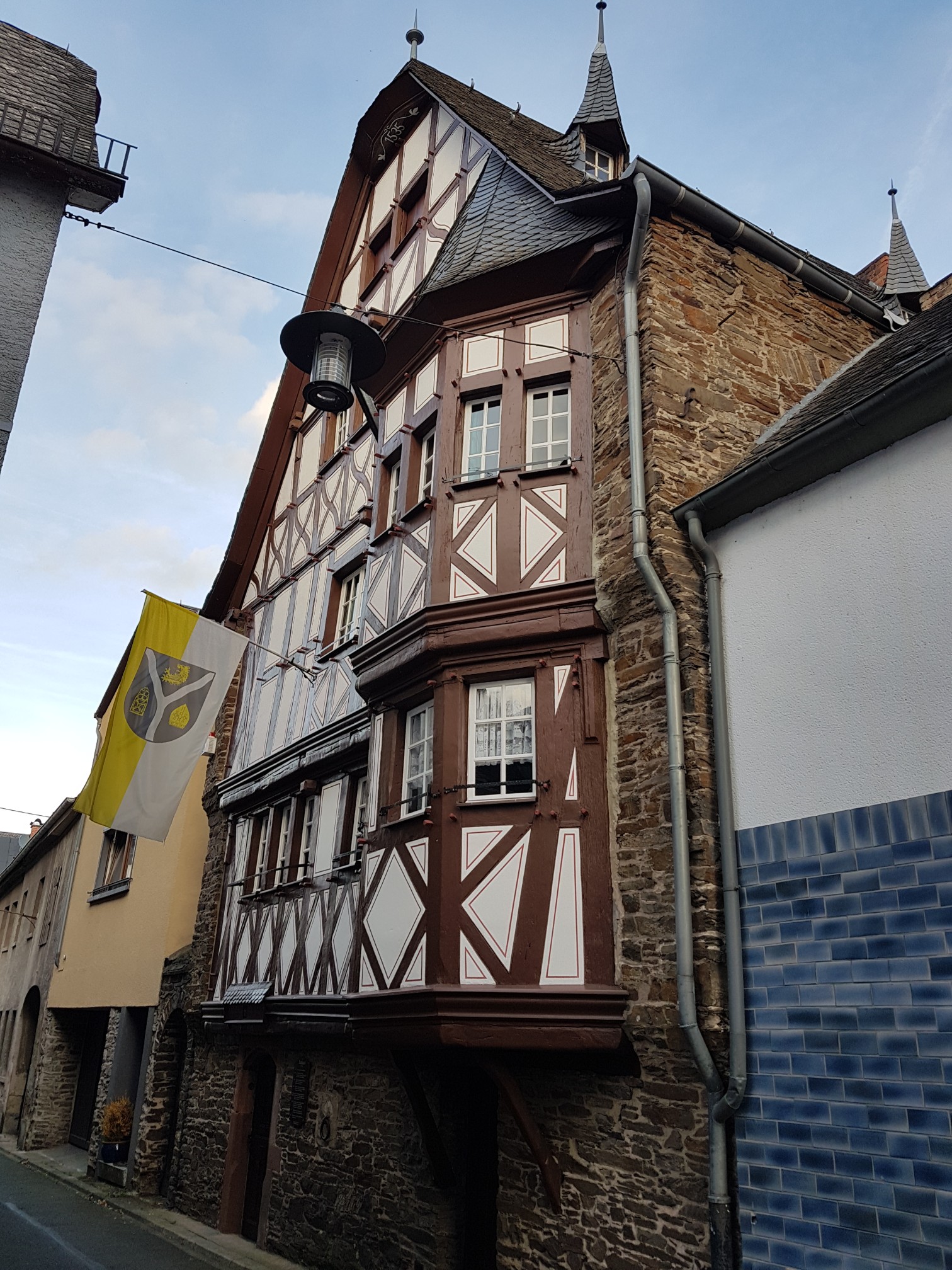 Historisches Rathaus Moselkern Pommern Mosel